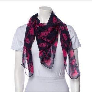 Alexander McQueen Scarf!
